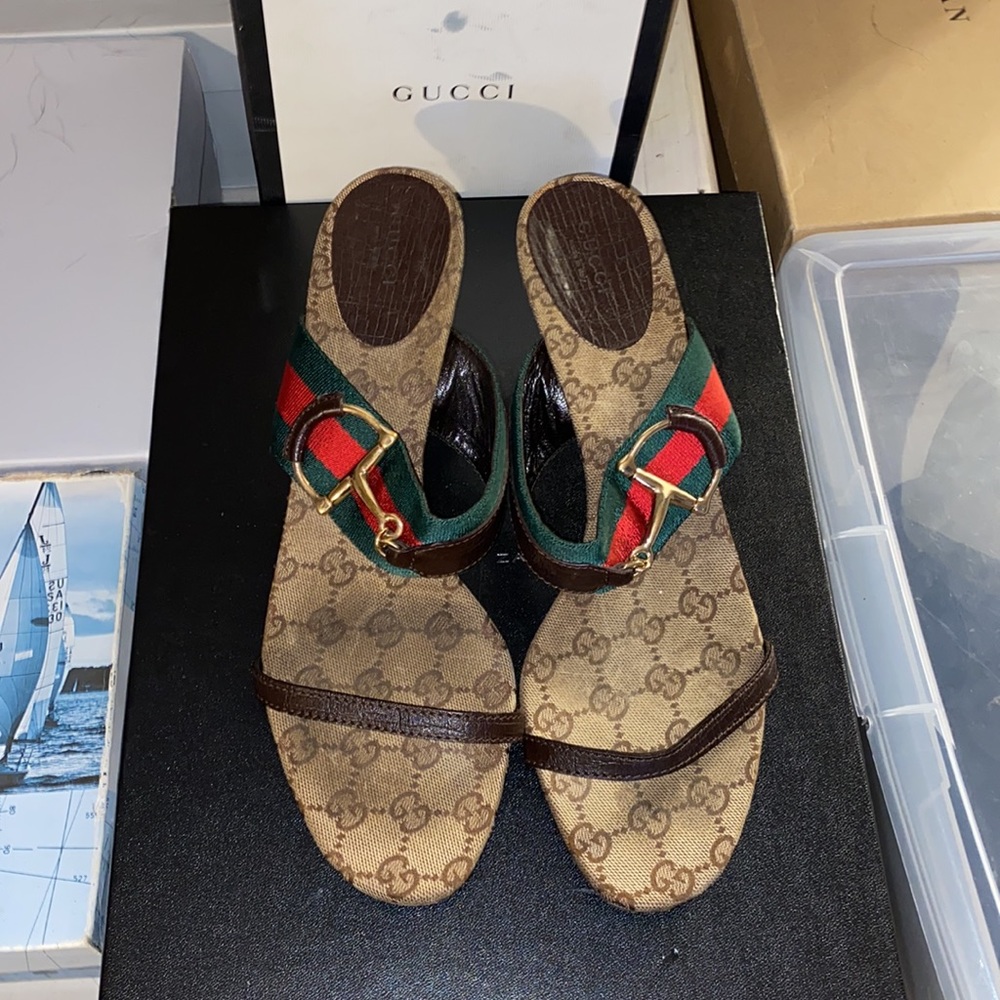 Classic monogram Gucci Kitten Heel